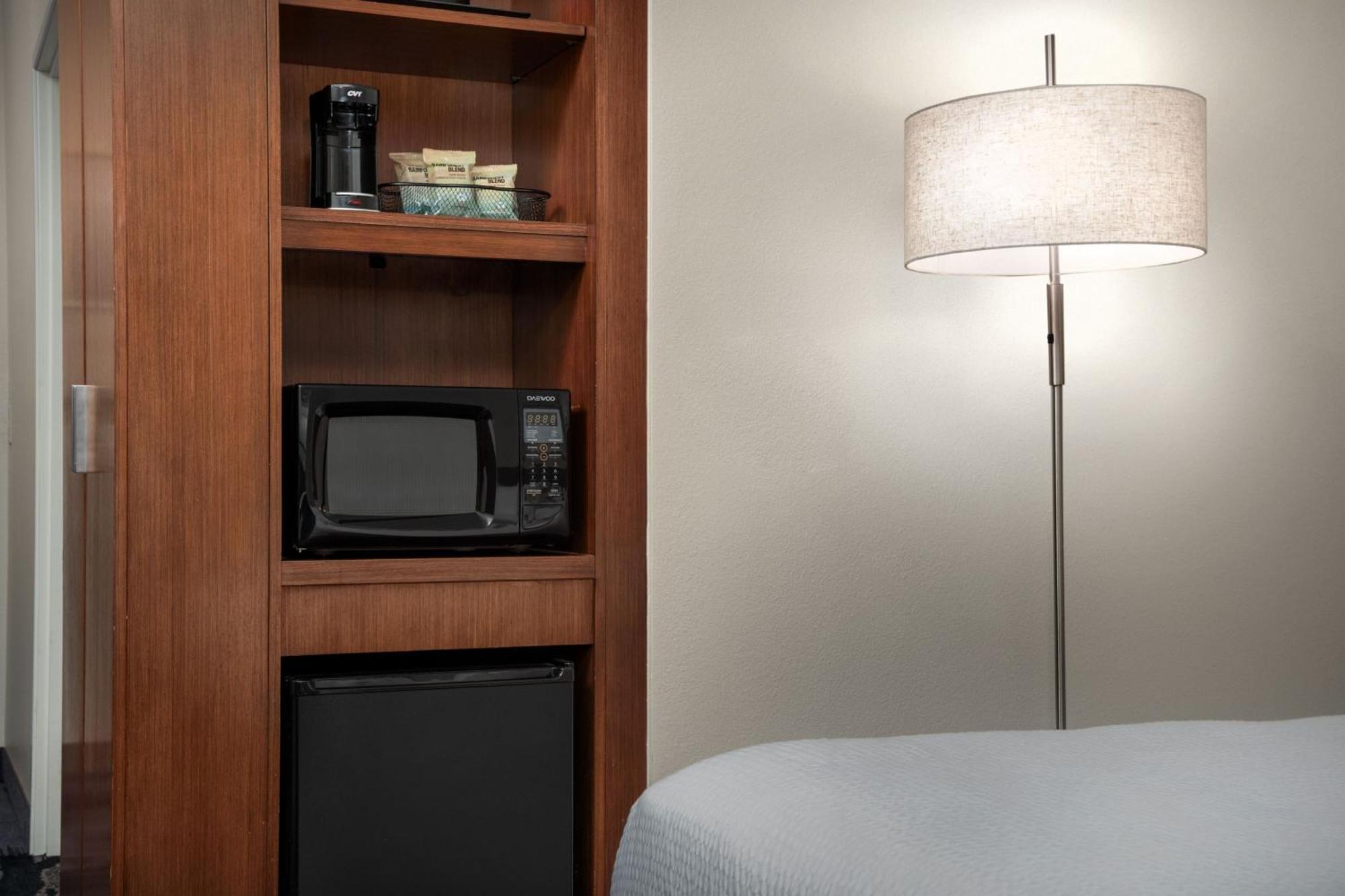 Fairfield Inn & Suites By Marriott Panama City Beach Upper Grand Lagoon Bagian luar foto