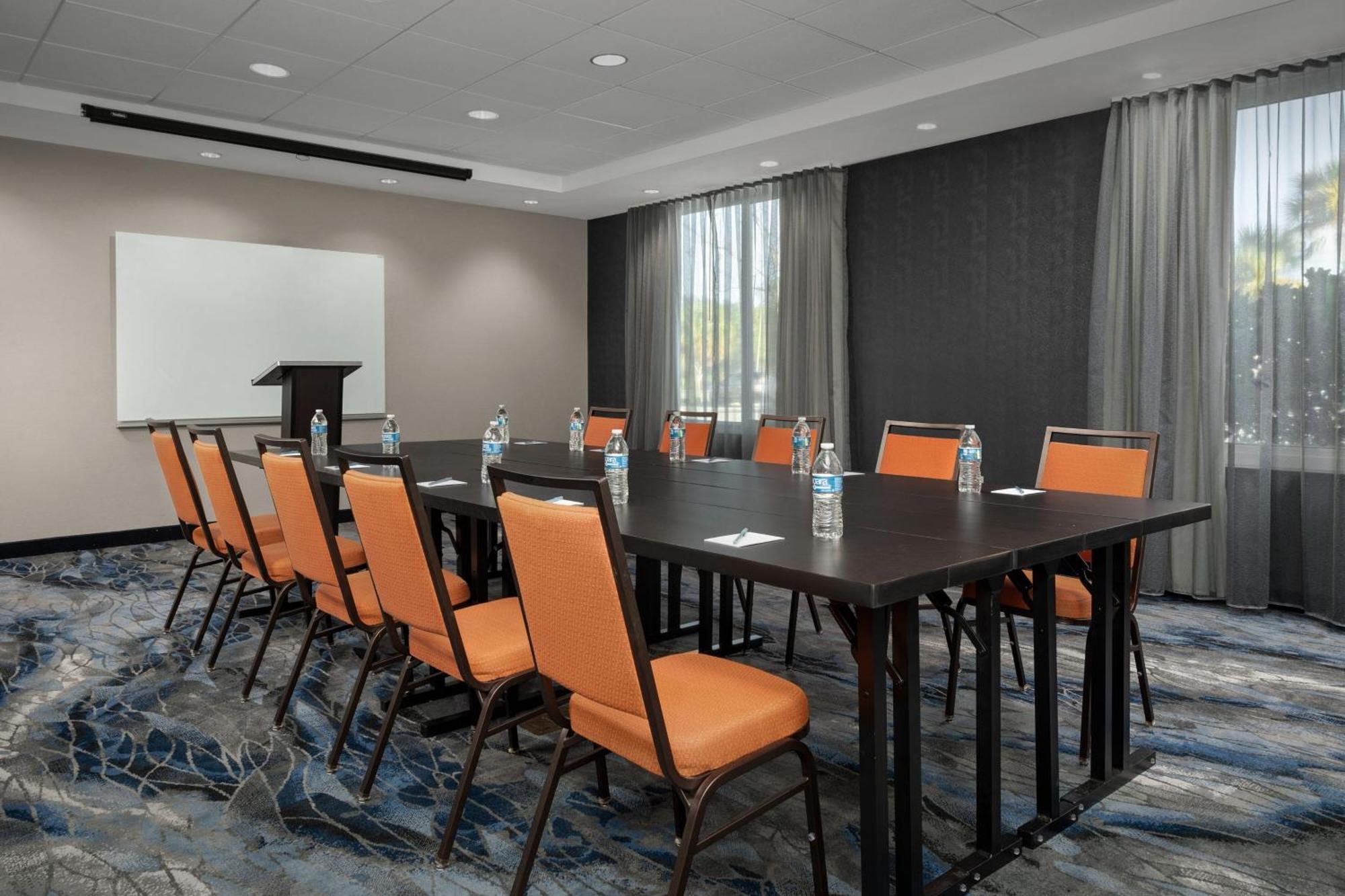 Fairfield Inn & Suites By Marriott Panama City Beach Upper Grand Lagoon Bagian luar foto