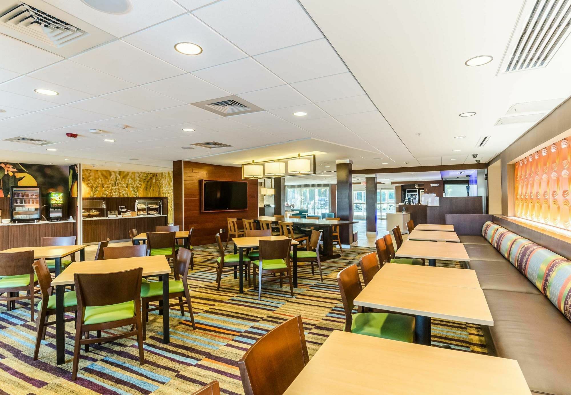Fairfield Inn & Suites By Marriott Panama City Beach Upper Grand Lagoon Bagian luar foto